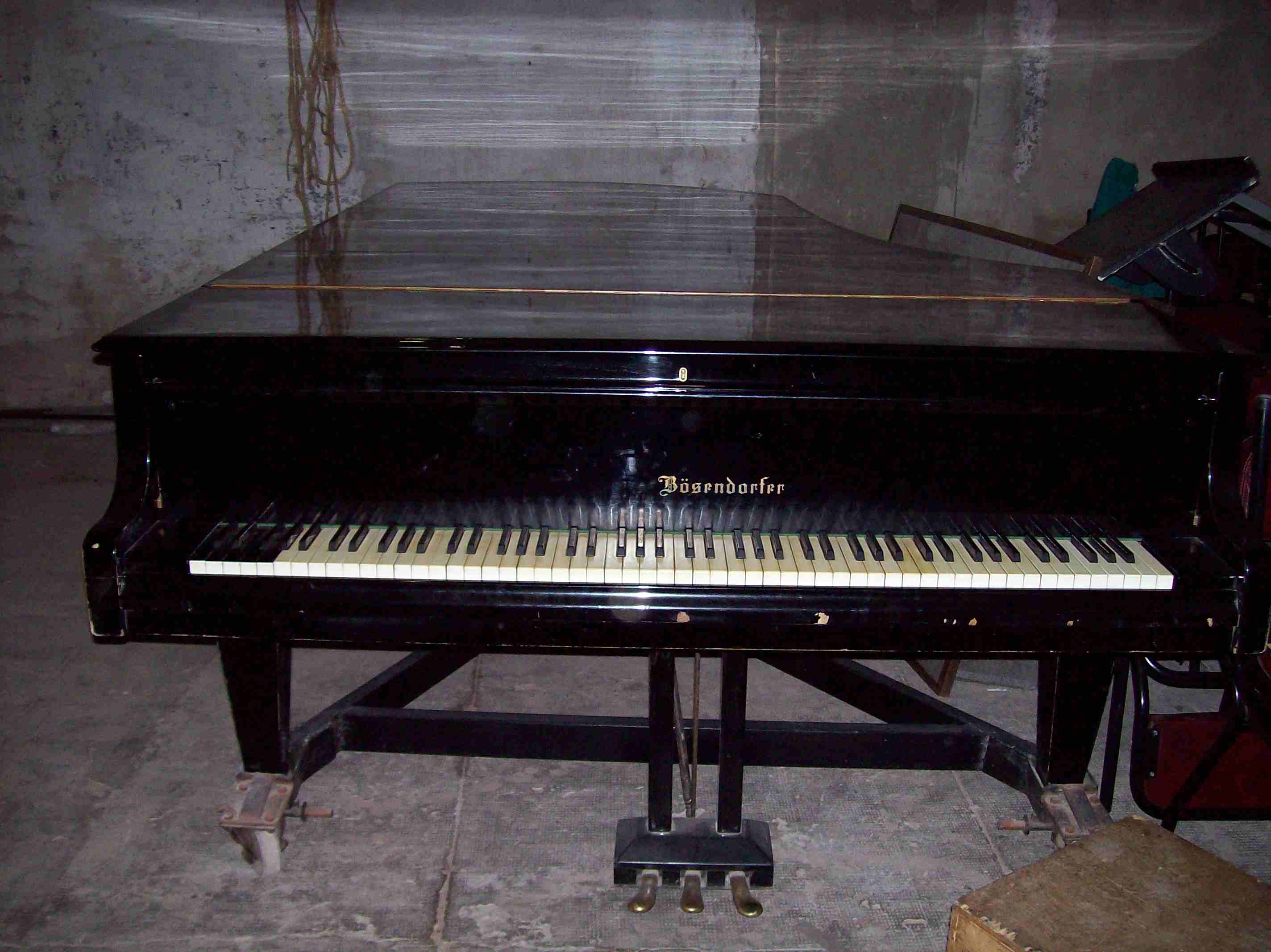Piano Bosendorfer 290